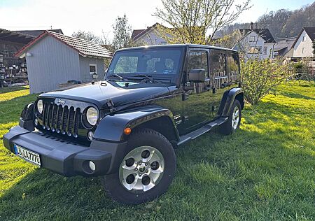 Jeep Wrangler Unlimited 2.8 CRD DPF Automatik Sahara
