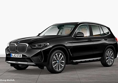 BMW X3 xDrive30e Head-Up PanoDach Hifi 19´LM DAB