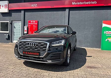 Audi Q2 30 TFSI basis* Fahrassitenz*30332Km*Tüv Neu!