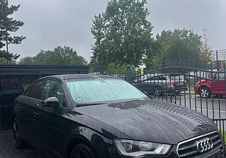 Audi A3 attraction ultra