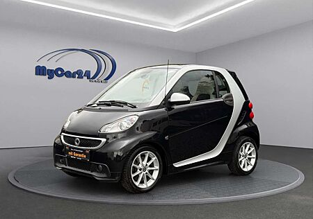 Smart ForTwo gebraucht kaufen Smart ForTwo I Navi I SZH I Servo I4Season I Garantie
