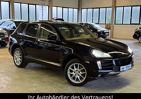 Porsche Cayenne Basis*Navi*AHK*PDC*Xenon*Scheckheft!
