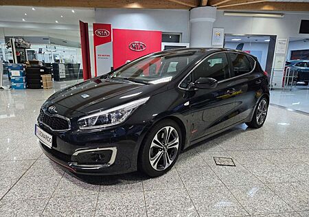 Kia Cee'd Ceed / 1.0 T-GDI Dream-Team Edition Navi Kamera