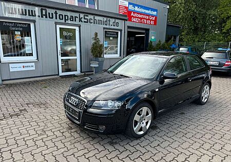 Audi A3 2.0 FSI Ambition SITZH°KLIMATR°ALLWETTER°TÜV!