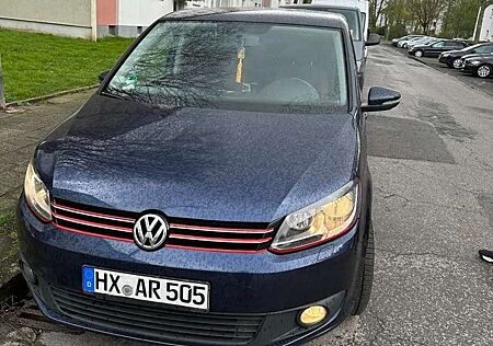 VW Touran Volkswagen 1.6 TDI DPF BlueMotion Technology MATCH