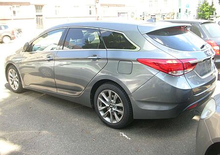 Hyundai i40 FIFA World Cup Edition