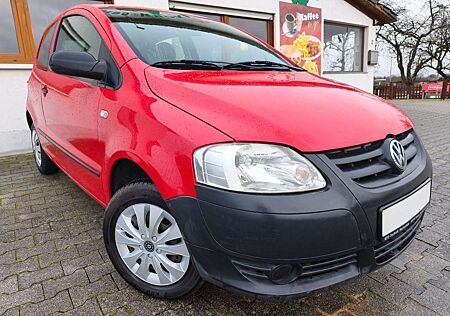 VW Fox Volkswagen Basis, 2 Hand, Allwetterreifen, TÜV NEU