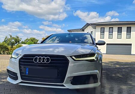 Audi A6 S-Line Avant 2.0 TDI Weiß