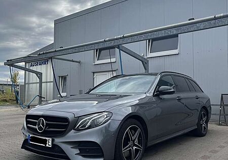 Mercedes-Benz E 300 AMG *WIDESCREEN* *BURMESTER* *PANO* *WIDESCREEN*