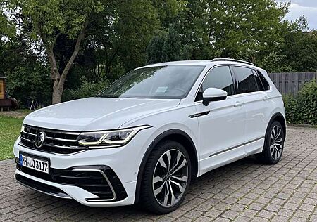 VW Tiguan Volkswagen 2.0 TDI SCR DSG R-Line