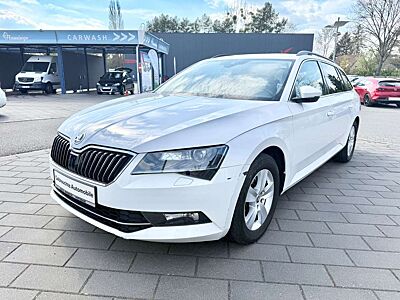 Skoda Superb Combi,Automatik,Navi,Xenon,PaNo,