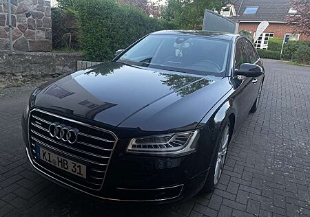 Audi A8 3.0 TDI clean diesel quattro