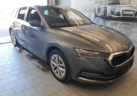 Skoda Octavia Combi Style 2.0 TDI DSG