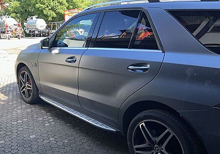 Mercedes-Benz ML 63 AMG 4Matic AMG SPEEDSHIFT 7G-TRONIC AMG Perf