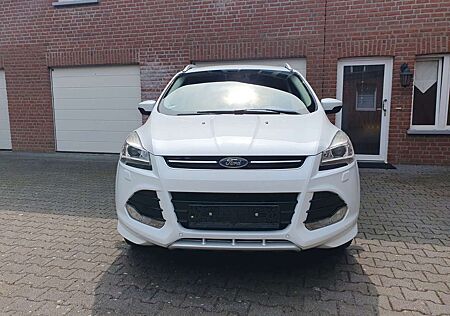 Ford Kuga 2.0 TDCi 2x4Titanium