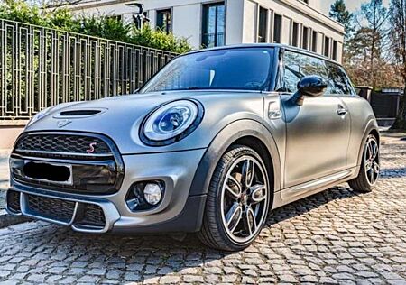 Mini Cooper S Sport-Austattung mit JCW Kit Einzelstück TÜV NEU