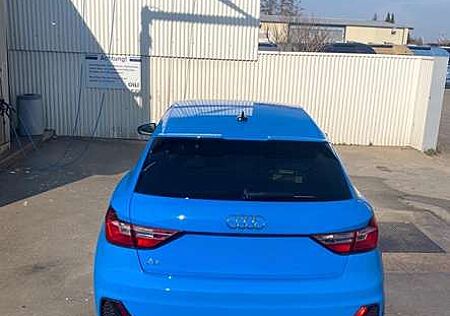 Audi A1 30 TFSI Sportback S line