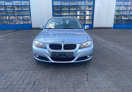 BMW 318d 318 Baureihe 3 Touring - 2*HAND -