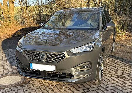Seat Tarraco FR e-Hybrid 245PS AHK 360 WP*NAVI*DSG*WR auf Alu