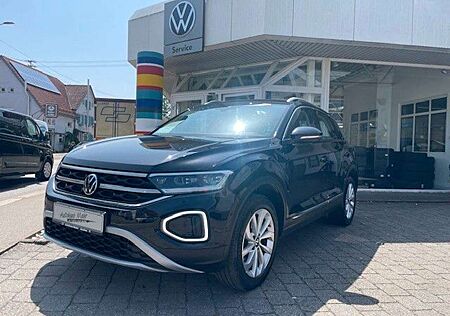 VW T-Roc Volkswagen 1.5 TSI Style DSG/RFK/SHZ/LED/AHK