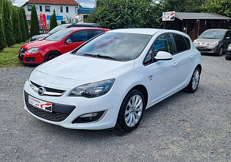 Opel Astra J Lim. 5-trg. Active*AHK*/ Inkl. Garantie