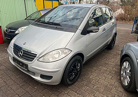 Mercedes-Benz A 150 (169.031) Tüv Neu 12.2026 Allwetterreifen