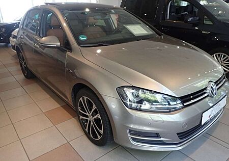 VW Golf Volkswagen VII Edition TSI LEDER XENON PANO NAVI ACC Klima