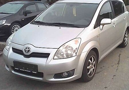 Toyota Corolla Verso 1.8 Sol 7 Sitze Automatik