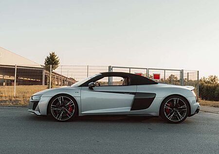 Audi R8 Spyder, Performance, NP 248.000€,*VOLL* Garantie