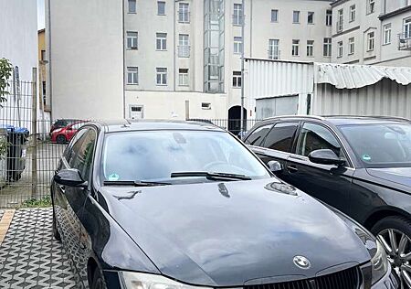 BMW 320i 320