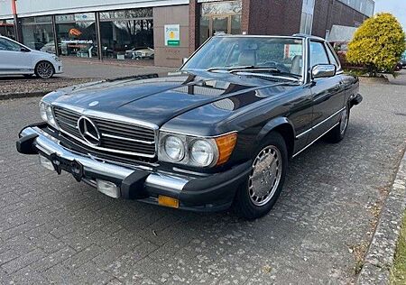 Mercedes-Benz SL 560 W107 Cabrio /super Farbkombi/
