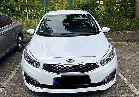 Kia Cee'd Ceed / 1.4 Dreemteam
