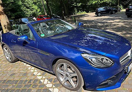 Mercedes-Benz SLC 200 9G-TRONIC