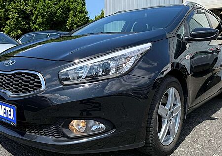 Kia XCeed Ceed SW / cee'd SW EDITION7 1.6L CRDI TEMPOMAT/KLIMA/PDC/AHK 55890KM!