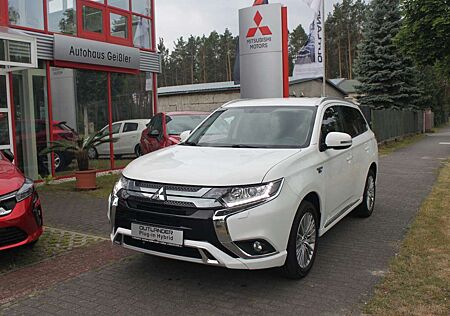 Mitsubishi Outlander Plug-in Hybrid BASIS