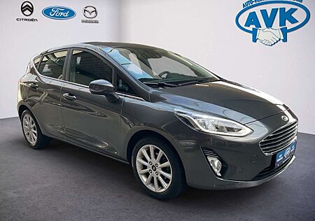 Ford Fiesta Titanium 5-türig mit Winterpaket, Klima