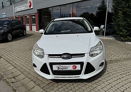 Ford Focus Trend 1.6 Ti-VCT Sitzheizung LM-Felgen