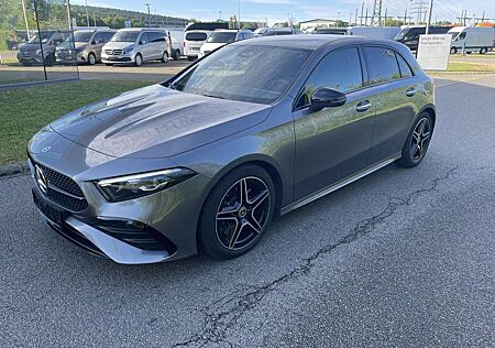 Mercedes-Benz A 250 4M AMG NIGHT*MULTIBEAM*Burmester*Ambienteb