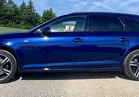 Audi A4 40 g-tron sport
