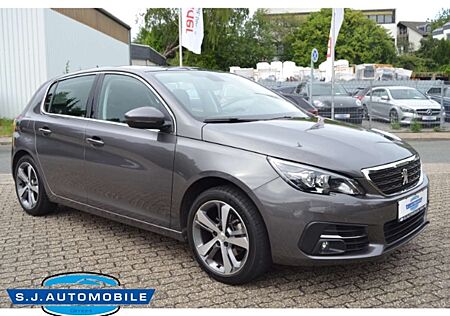 Peugeot 308 Allure 1.2 e-THP PureTech,Navi,Pano,TOP