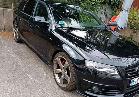 Audi A4 Avant 3.0 TDI quattro S line Sportpaket