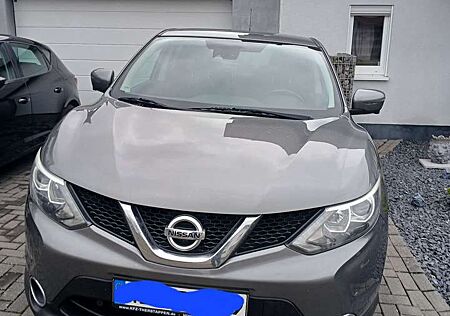 Nissan Qashqai 1.6 dCi N-Connecta