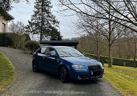 Audi A3 2.0 TFSI Ambition quattro