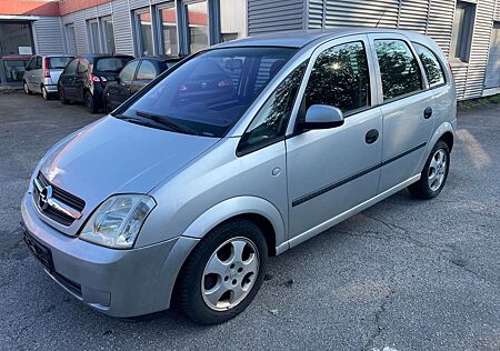 Opel Meriva 1.6 16V (Essentia)