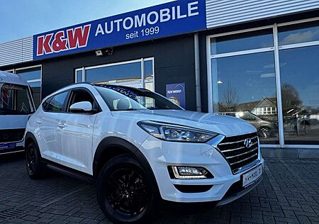 Hyundai Tucson Trend PANO NAVI+CAM KLIMAAUTO WINTERRÄDER