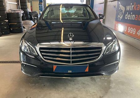 Mercedes-Benz E 220 E Limousine d