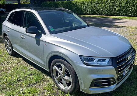 Audi Q5 55 TFSI e quattro S tronic