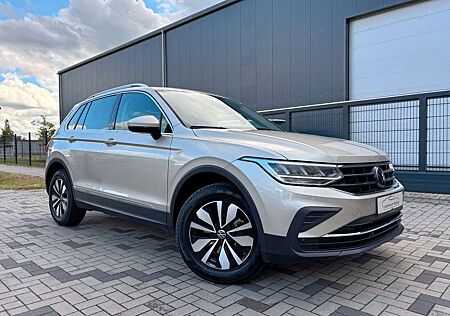 VW Tiguan Volkswagen 1.5 TSI Move DSG / ACC VIRT EL.HECK 5JGAR