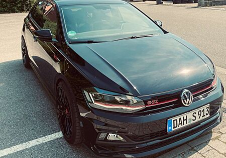 VW Polo GTI Volkswagen Polo 2.0 TSI DSG GTI