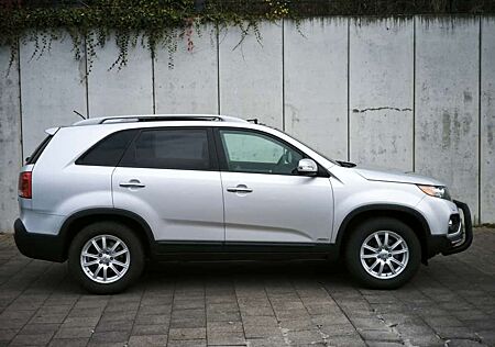 Kia Sorento Spirit 4WD 2.2CRDi Leder Pano AHK Xenon LED Bügel